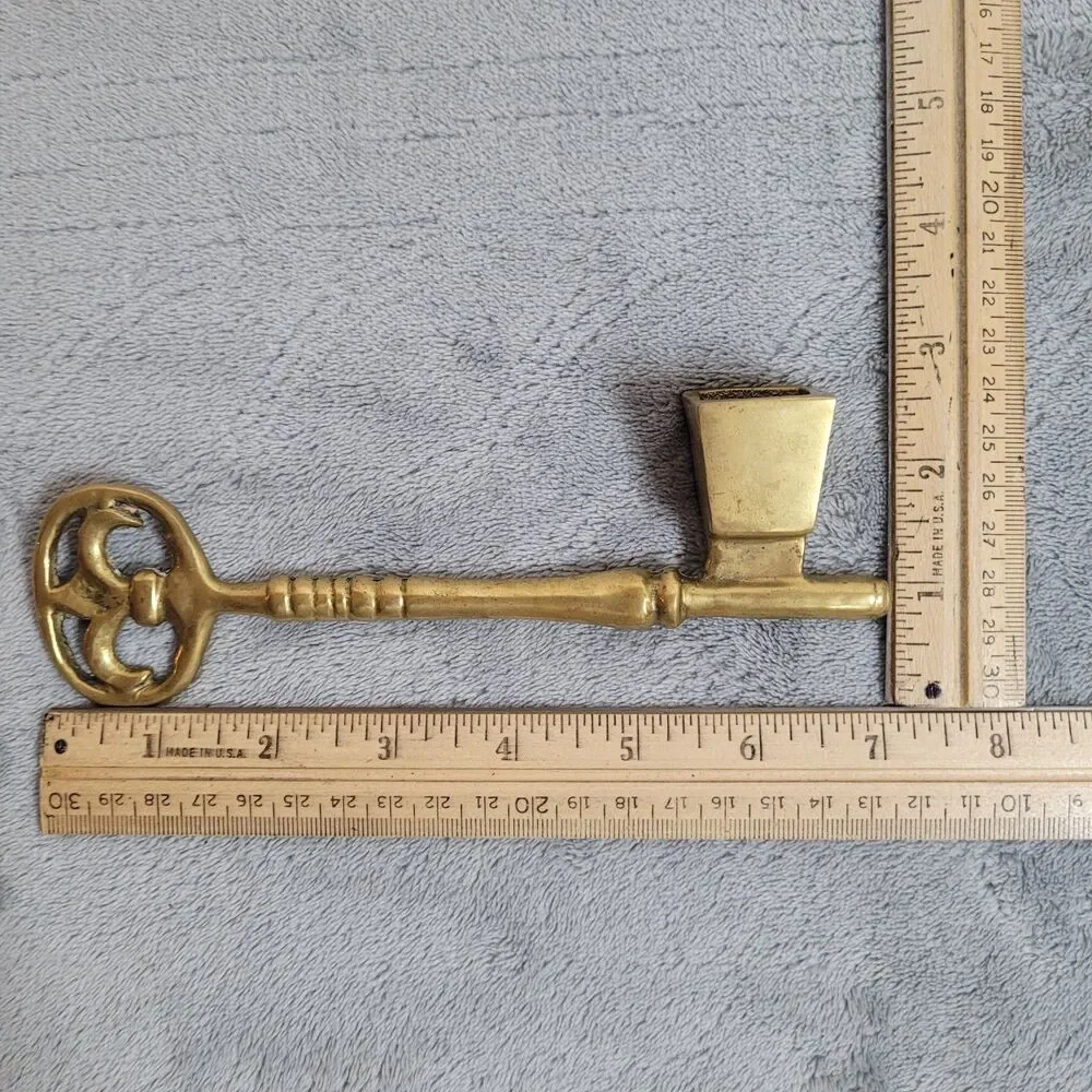 Vintage Solid Brass Skeleton Key Candle Snuffer Fleur-De-Lis Bow Design 7